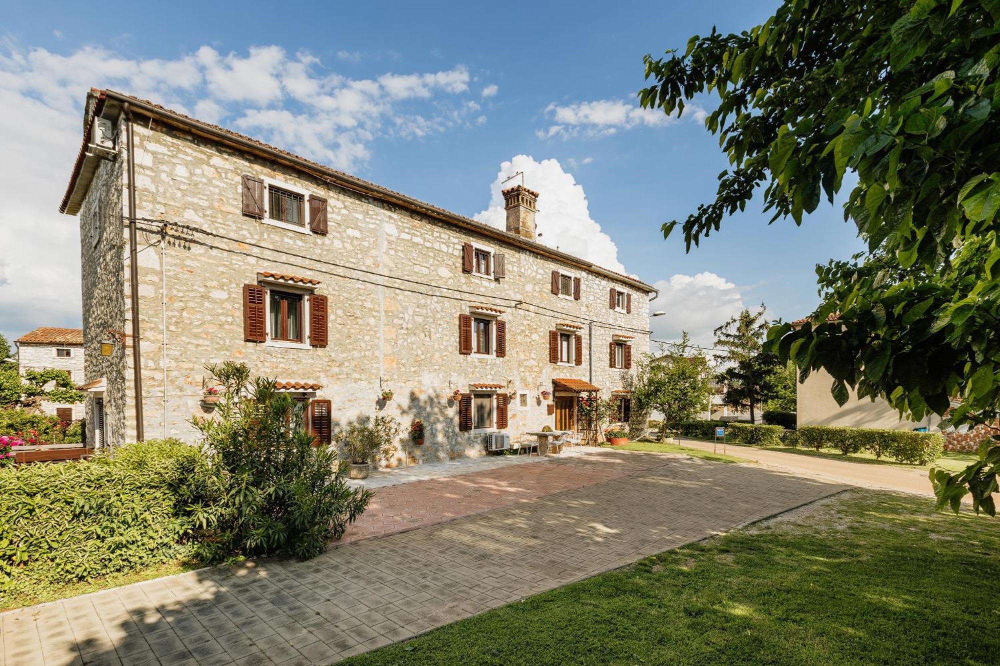 Apartments Mirna Stress Free Babici Экстерьер фото